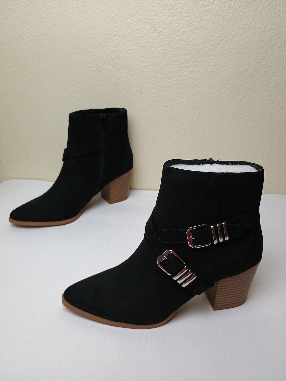 Sun + Stone Elyssaa 6M Black Faux-Suede Ankle Boots Buckle Straps Pointed Toe